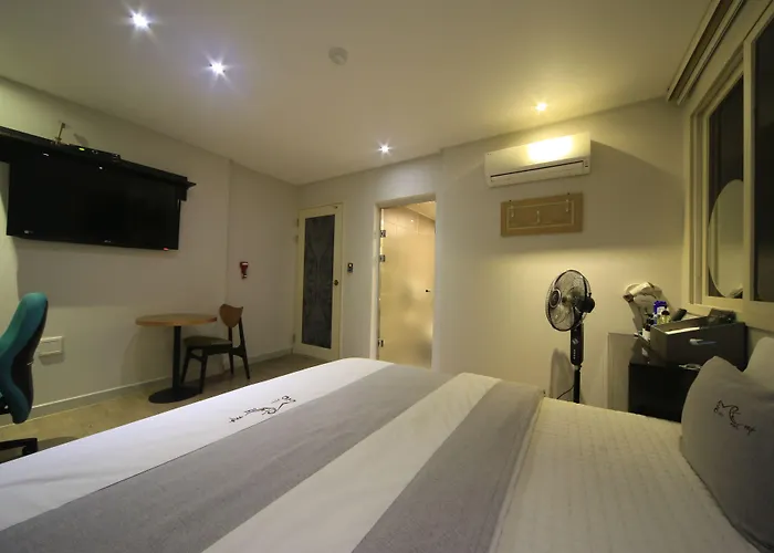 H-avenue Seomyeon Station Hotel